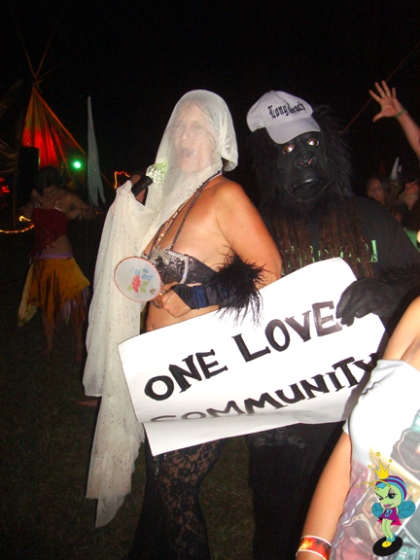 more crazy Hippies & the Long Beach Gorilla 